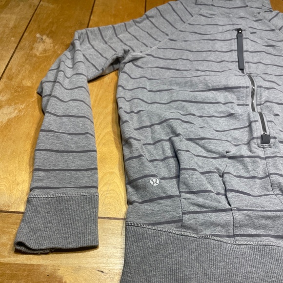 Lululemon Gray Stripe Rollin With My Omies Hoodie Sweatshirt Size XL - Picture 10 of 15